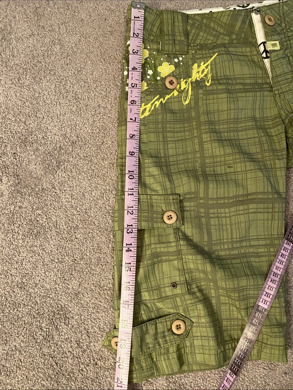Ten -80 Olive Green Floral Plaid Cargo Shorts - Picture 11 of 12